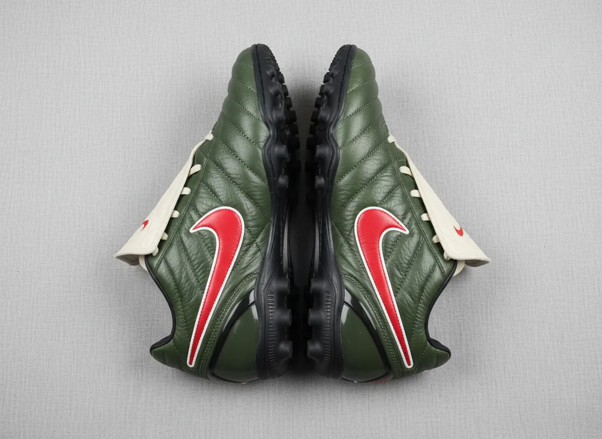 Original 2000s Nike Total 90 football boot